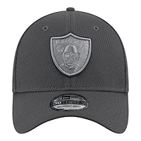 Las Vegas Raiders Graphite New Era 39THIRTY Flex Hat