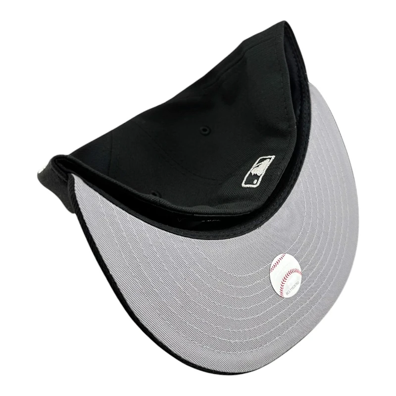 Los Angeles Dodgers Black with Metallic Silver LA Logo 2024 WS Champs Patch Grey UV New Era 59FIFTY Fitted Hat