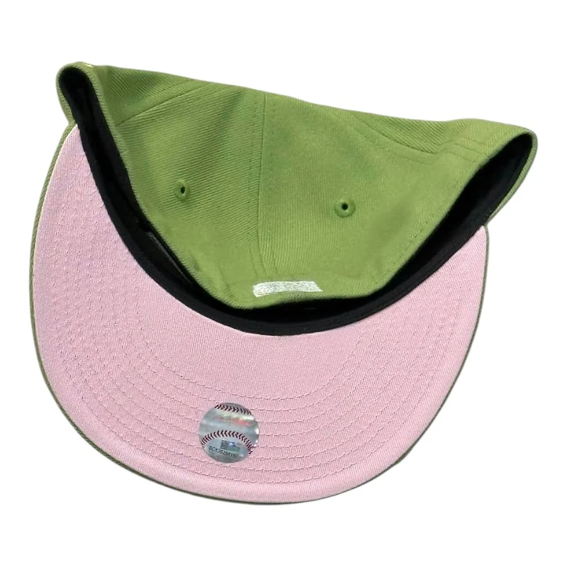 Minnesota Twins Match Green 60 Seasons Patch Pink UV New Era 59FIFTY Fitted Hat