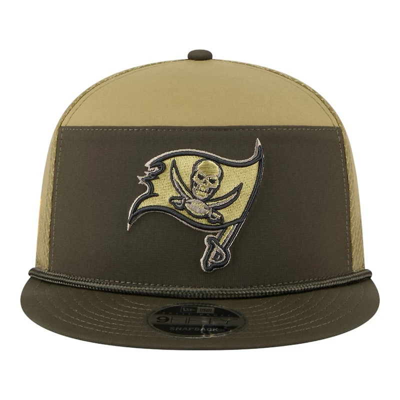 Tampa Bay Buccaneers Dark Green 2025 NFL Salute to Service Collection New Era Split Panel 9FIFTY Snapback Hat