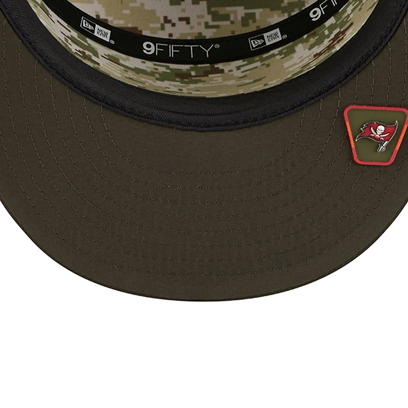 Tampa Bay Buccaneers Dark Green 2025 NFL Salute to Service Collection New Era Split Panel 9FIFTY Snapback Hat