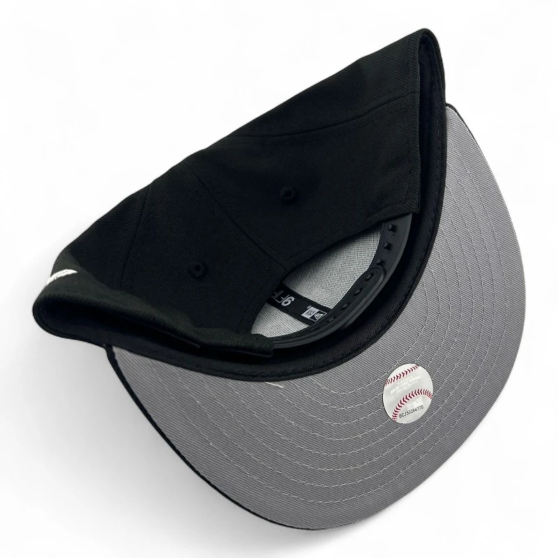 Youth Los Angeles Dodgers White on Black Upside Down Gray UV New Era 9FIFTY Snapback Hat