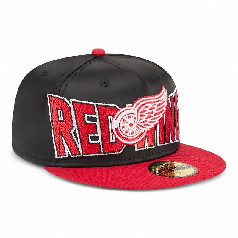 Detroit Red Wings Black and Satin NHL New Era 59FIFTY Fitted Hat