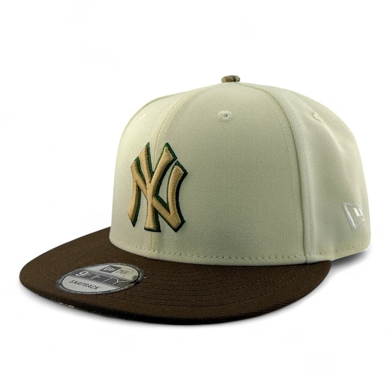 New York Yankees Chrome and Brown 2000 WS Champs Patch Realtree UV New Era 9FIFTY Snapback