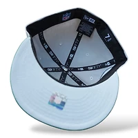 Philadelphia Eagles Kelly Green Medium Silver Leon the Lab Helmet Patch Snow Gray UV New Era 59FIFTY Fitted Hat