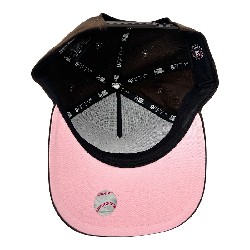 New York Yankees Brown with Heart Patch Grey UV New Era 9FIFTY A-Frame Snapback Hat