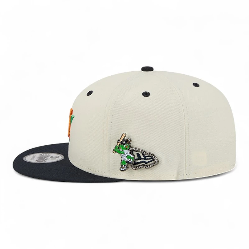 Houston Astros Chrome and Navy Mascot Team Pin New Era 9FIFTY Snapback