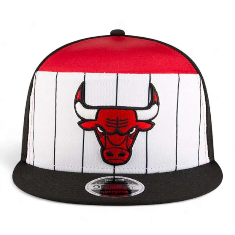 Chicago Bulls Red and White NBA Tip Off New Era 9FIFTY Split Panel Snapback Adjustable Hat