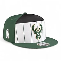 Youth Milwaukee Bucks Green and White NBA Tip Off New Era 9FIFTY Split Panel Snapback Adjustable Hat