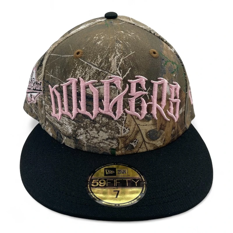 Los Angeles Dodgers Realtree and Black 1988 World Series Patch Pink UV New Era 59FIFTY Fitted Hat