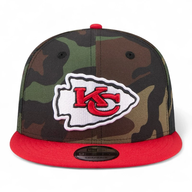 Kansas City Chiefs Dark Camo 2025 NFL Salute to Service Fan Gear New Era 9FIFTY Snapback Hat