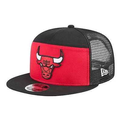 Chicago Bulls Black and Red Mesh Back Outdoor New Era 9FIFTY Split Panel Snapback Hat