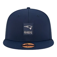 New England Patriots Navy 2025 NFL Sideline Era 59FIFTY Fitted Hat