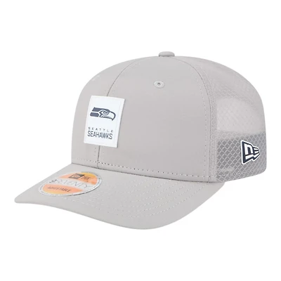 Seattle Seahawks Gray 2025 Sideline New Era 9SEVENTY Trucker Stretch Snapback Hat