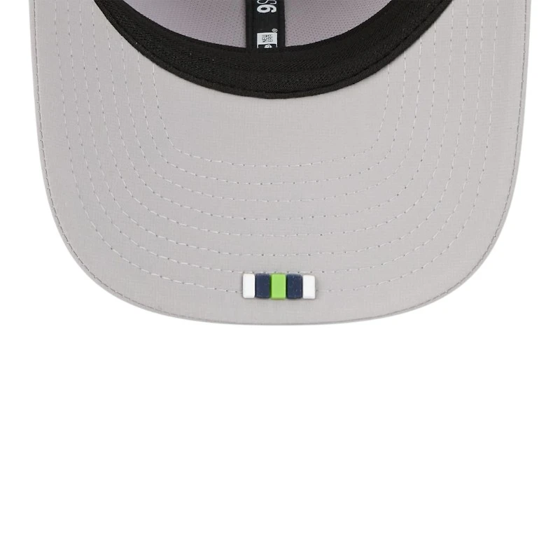 Seattle Seahawks Gray 2025 Sideline New Era 9SEVENTY Trucker Stretch Snapback Hat