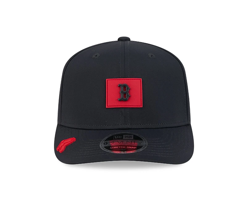 Boston Red Sox Navy 2026 Clubhouse New Era 9SEVENTY Stretch Snapback Hat