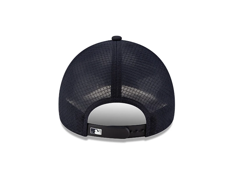 New York Yankees Navy 2026 Batting Practice New Era 9FORTY Apex Trucker Adjustable Hat