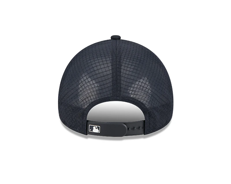 New York Yankees Navy Alternate 2026 Batting Practice New Era 9FORTY Apex Trucker Adjustable Hat