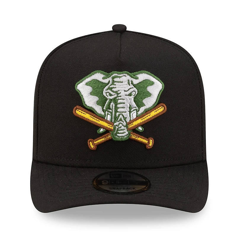 Oakland Athletics Black Stomper Logo New Era 9FIFTY A-Frame Snapback Hat