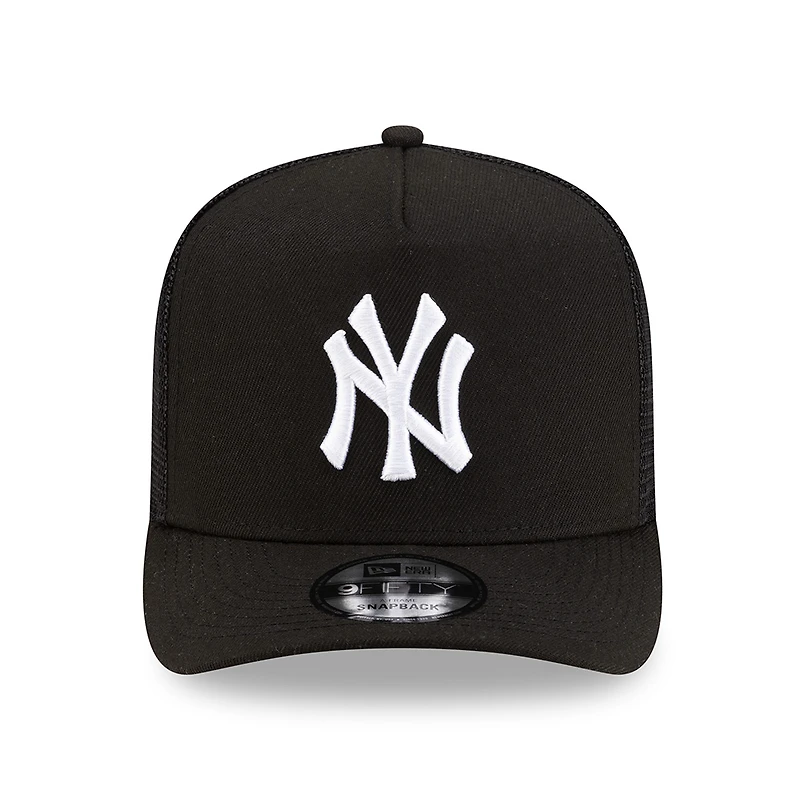 New York Yankees Black and White Trucker Mesh New Era 9FIFTY A-Frame Snapback Hat