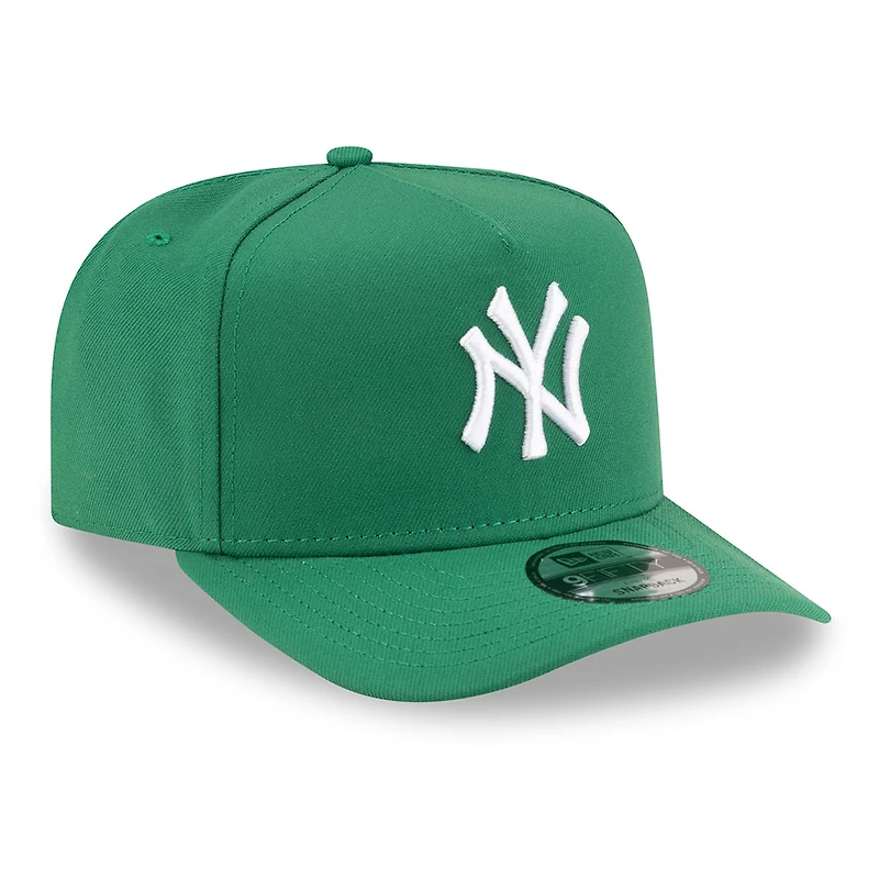 New York Yankees Kelly Green and White New Era 9FIFTY A-Frame Snapback Hat
