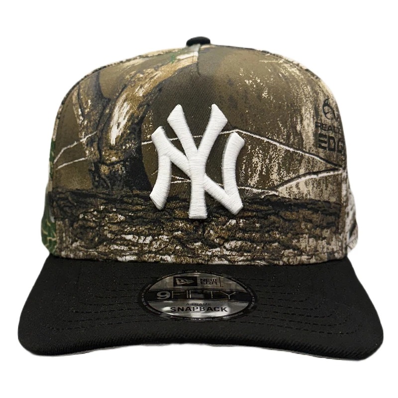 New York Yankees Realtree Camo and Black New Era 9FIFTY A-Frame Snapback Hat