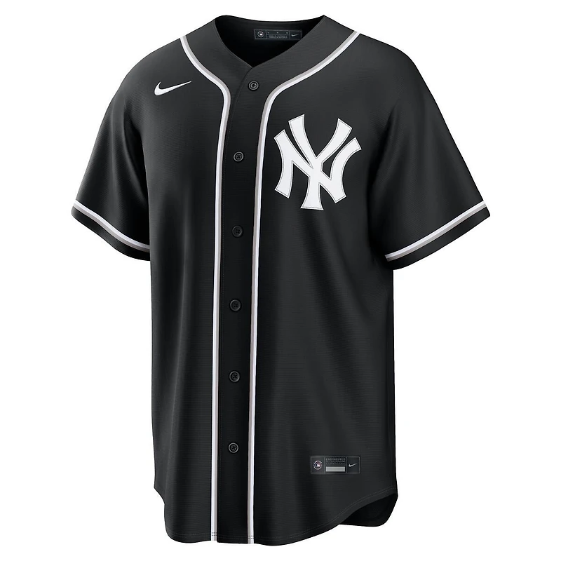 New York Yankees Aaron Judge Black Nike Fashion Replica Jersey