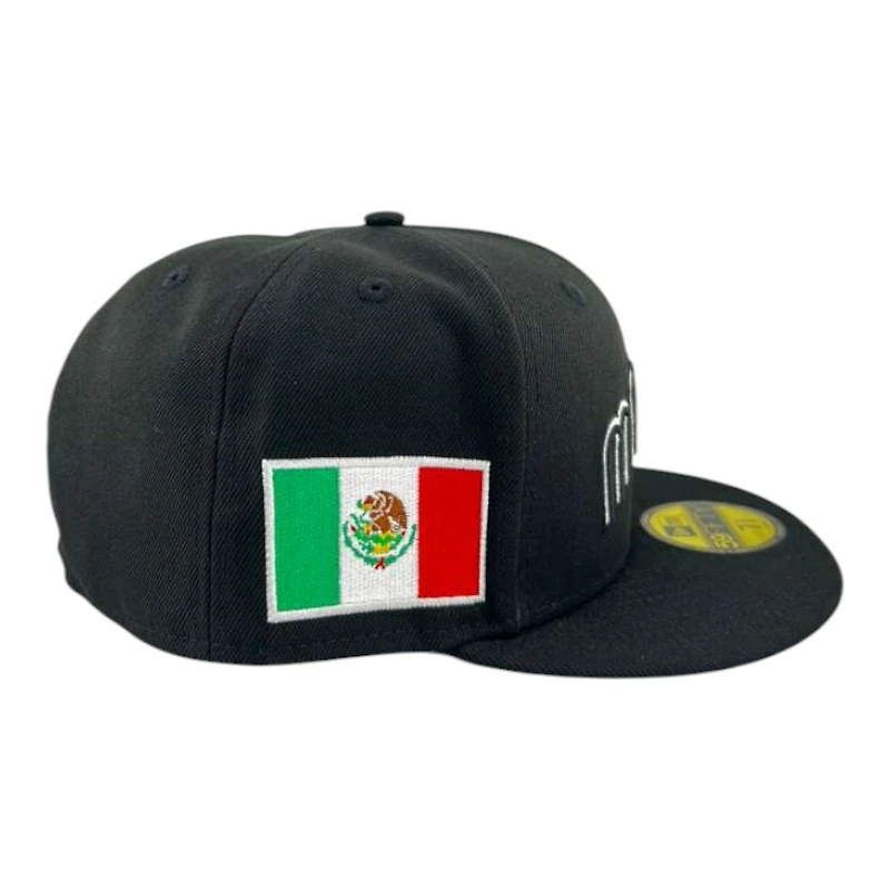 Mexico Black Wordmark "World Baseball Classic" Flag Patch Kelly Green UV New Era 59FIFTY Fitted Hat