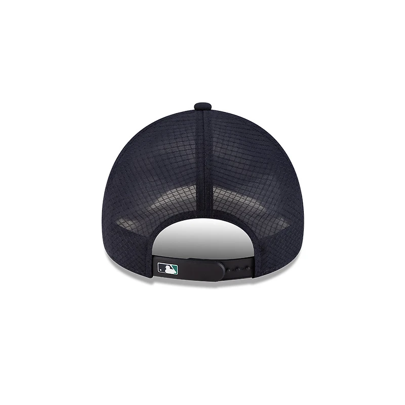 Seattle Mariners Navy 2026 Batting Practice New Era 9FORTY Apex Trucker Adjustable Hat