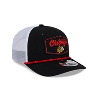 Chicago Blackhawks Black and White Mesh Trucker New Era 9SEVENTY Stretch-Snap Hat