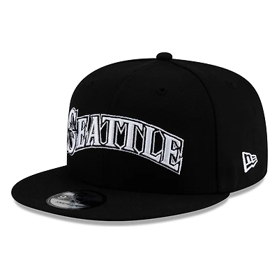 Seattle Mariners Black White Distressed SEATTLE Wordmark New Era 9FIFTY Snapback Hat