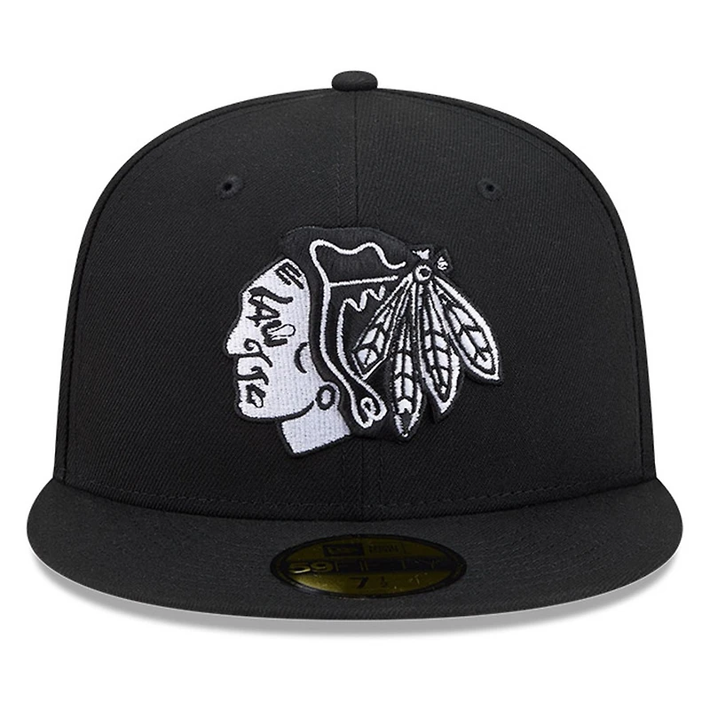 Chicago Blackhawks Black White Outline Basic New Era 59FIFTY Fitted Hat