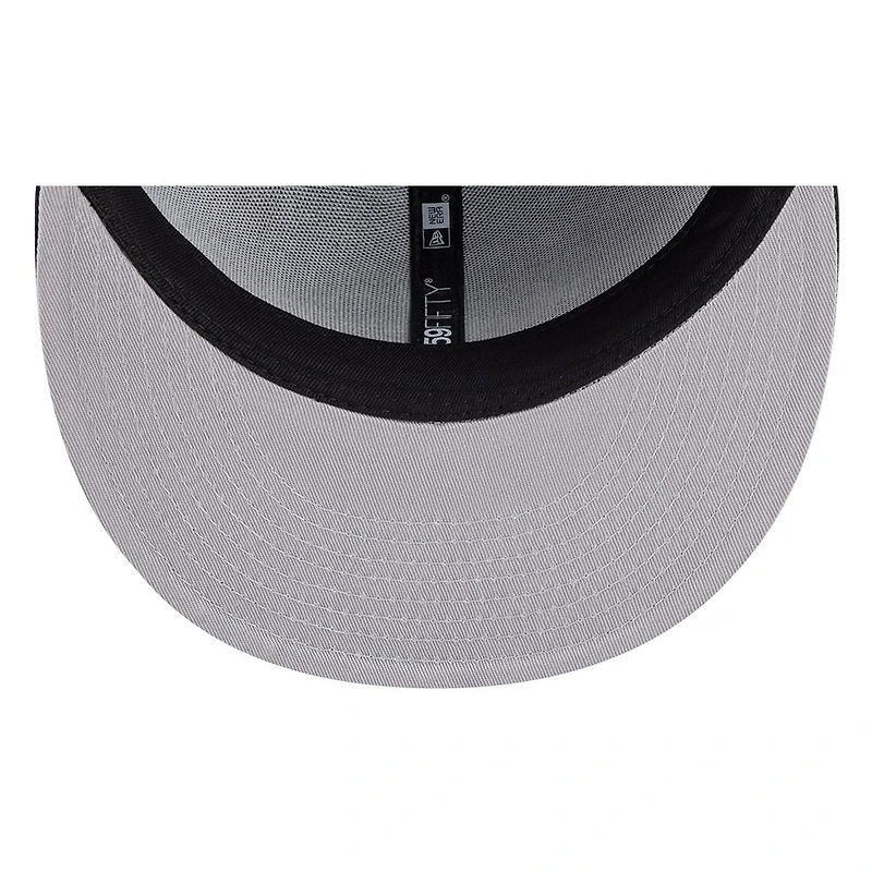 Chicago Blackhawks Black White Outline Basic New Era 59FIFTY Fitted Hat