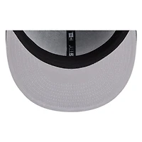Chicago Blackhawks Black White Outline Basic New Era 59FIFTY Fitted Hat