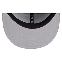 Chicago Bulls Black White Outline Basic New Era 59FIFTY Fitted Hat