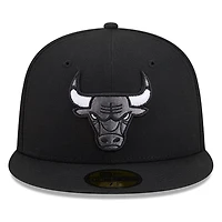 Chicago Bulls Black White Outline Basic New Era 59FIFTY Fitted Hat