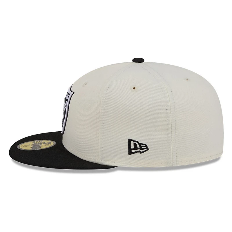 Las Vegas Raiders Chrome White Two Tone Basic New Era 59FIFTY Fitted Hat