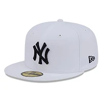 New York Yankees White and Black Basic Era 59FIFTY Fitted Hat
