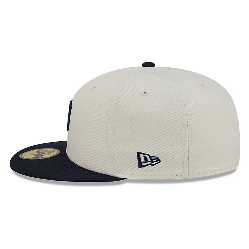 Detroit Tigers Chrome White Two Tone Basic New Era 59FIFTY Fitted Hat