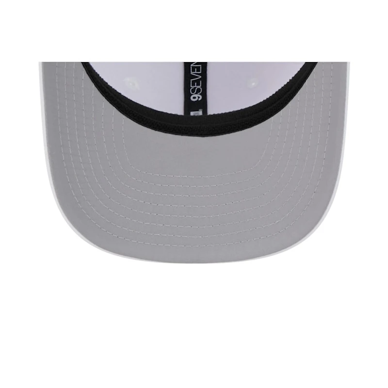 Dallas Cowboys White Adventure Perform New Era 9SEVENTY Stretch Snapback Hat
