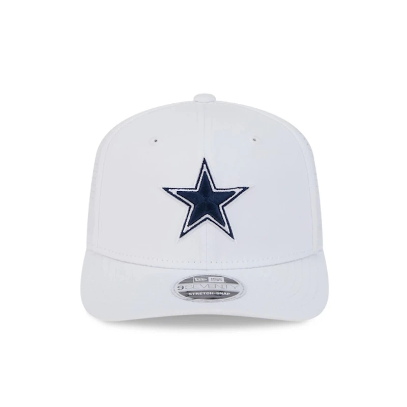 Dallas Cowboys White Adventure Perform New Era 9SEVENTY Stretch Snapback Hat