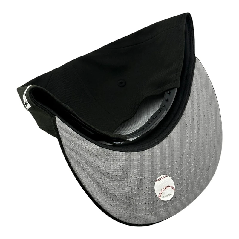 St. Louis Cardinals Black STL Rose Gateway Arch Patch New Era 9FIFTY Snapback Hat