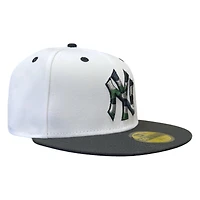 New York Yankees Optic White and Black Camo Logo Era 59FIFTY Fitted Hat
