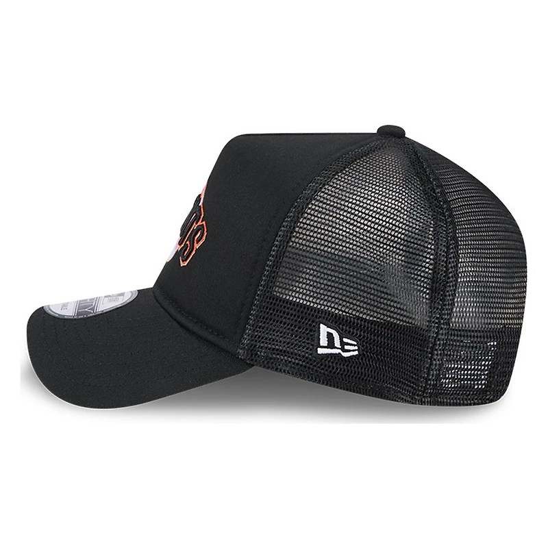 San Francisco Giants Black Shooting Ball Logo New Era 9FORTY A-Frame Trucker Adjustable Hat