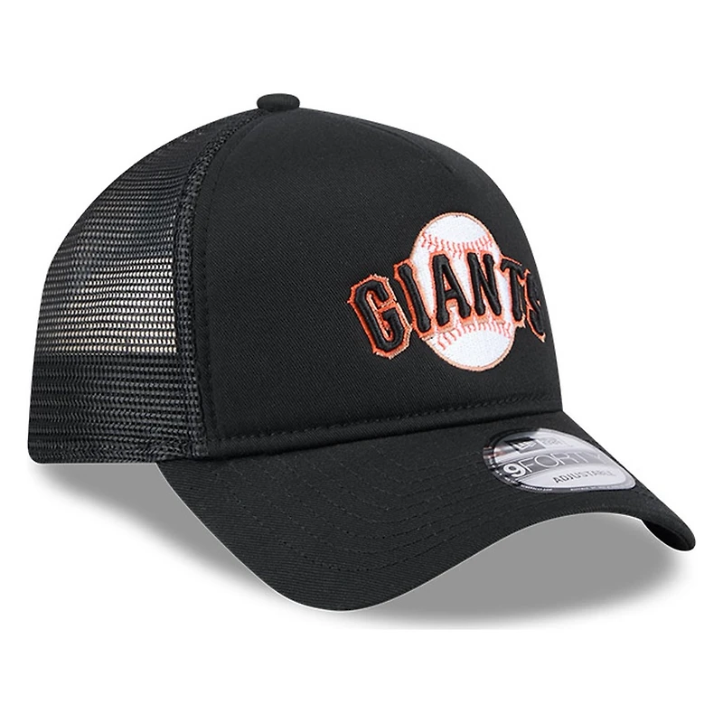 San Francisco Giants Black Shooting Ball Logo New Era 9FORTY A-Frame Trucker Adjustable Hat