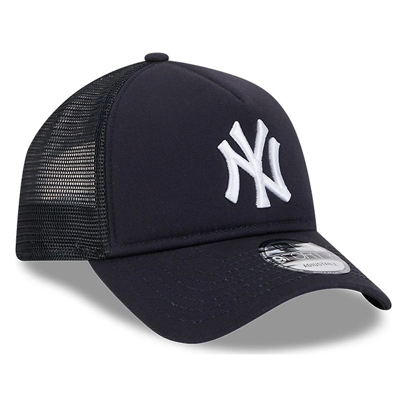 New York Yankees Black New Era 9FORTY A-Frame Trucker Adjustable Hat