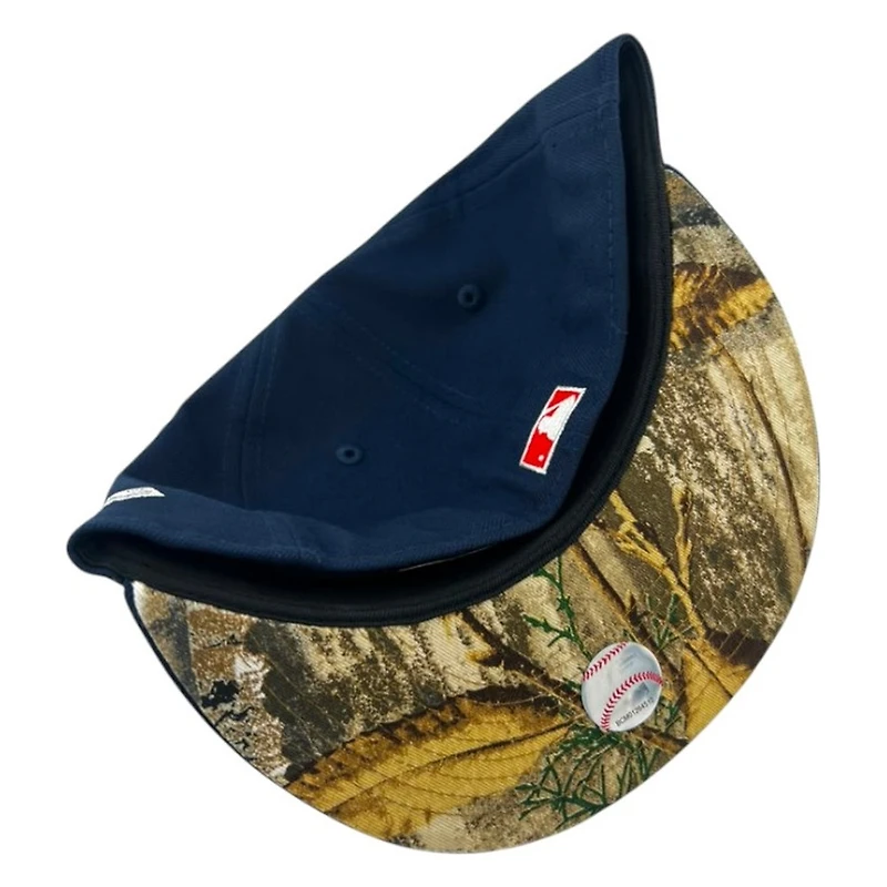 Los Angeles Dodgers Oceanside Blue Old English 60th Anniversary Patch Camo UV New Era 59FIFTY Fitted Hat