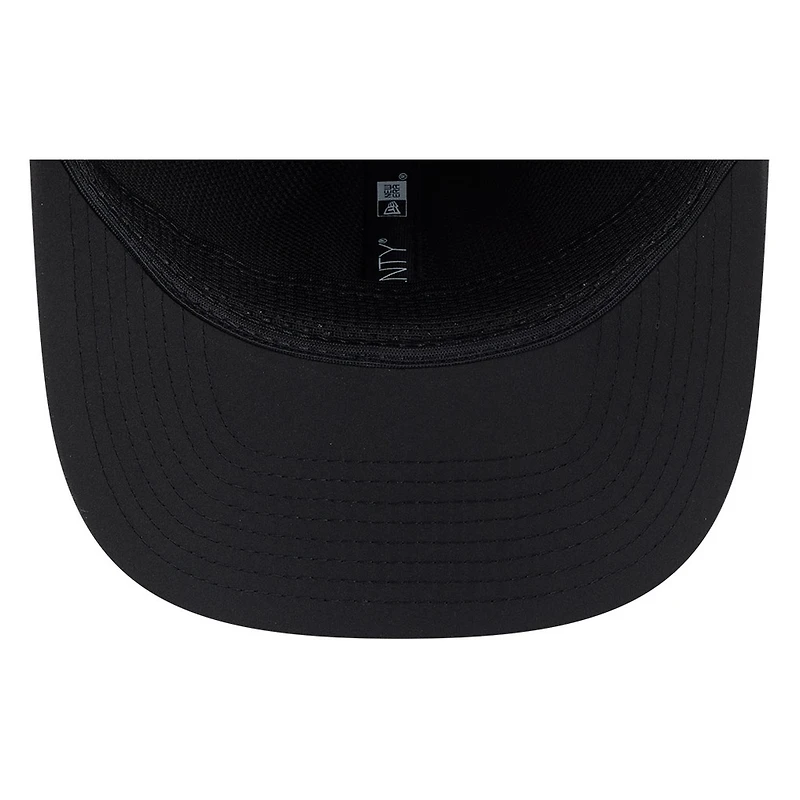 Atlanta Falcons Black 2026 NFL Sideline New Era 9SEVENTY Adjustable Snapback Hat