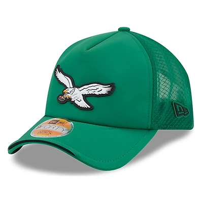 Philadelphia Eagles Green Historic Throwback 2026 NFL Sideline New Era 9FORTY Apex Adjustable Trucker Hat