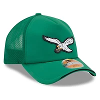 Philadelphia Eagles Green Historic Throwback 2026 NFL Sideline New Era 9FORTY Apex Adjustable Trucker Hat